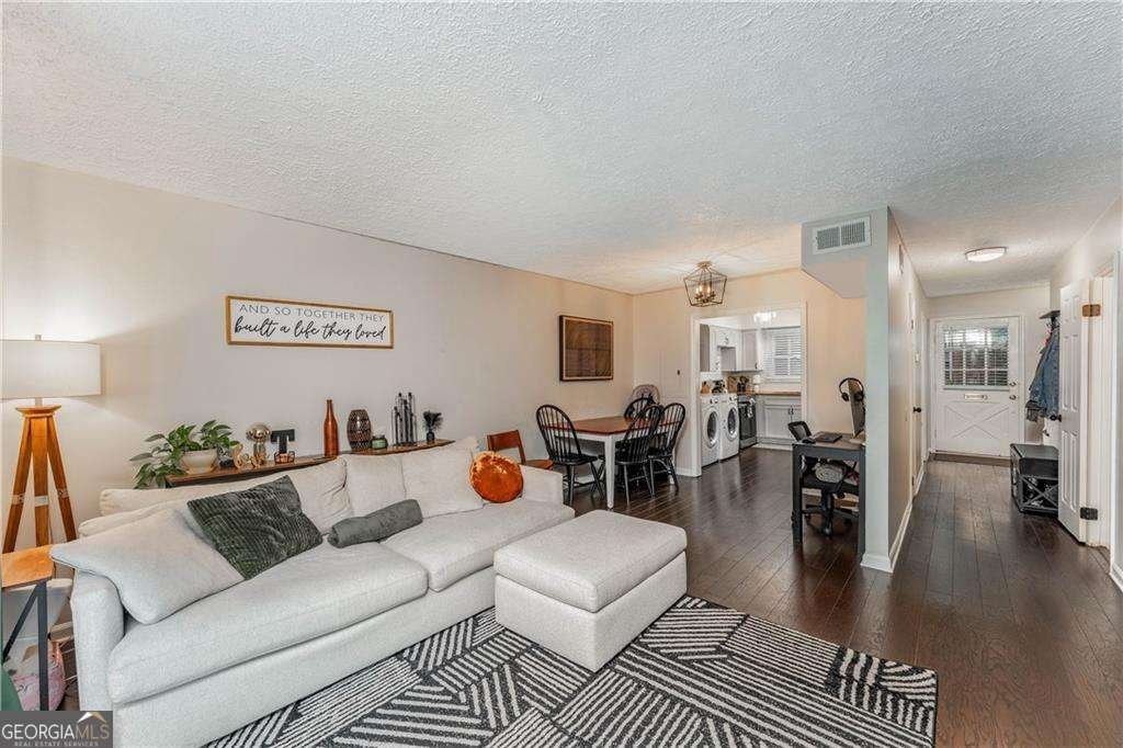 6700 Roswell Road Atlanta - Photo 12
