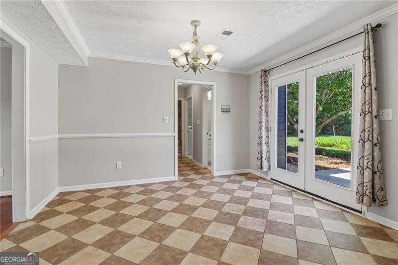 3325 Holly Stand Court Loganville - Photo 10