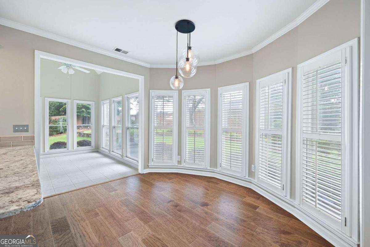 1170 Parkview Lane Kennesaw - Photo 9