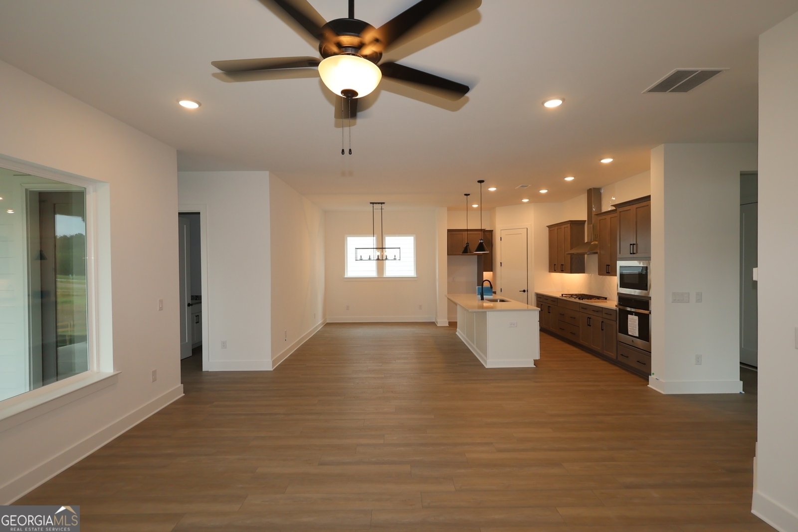 1331 Autumn Lake Drive Gainesville - Photo 8