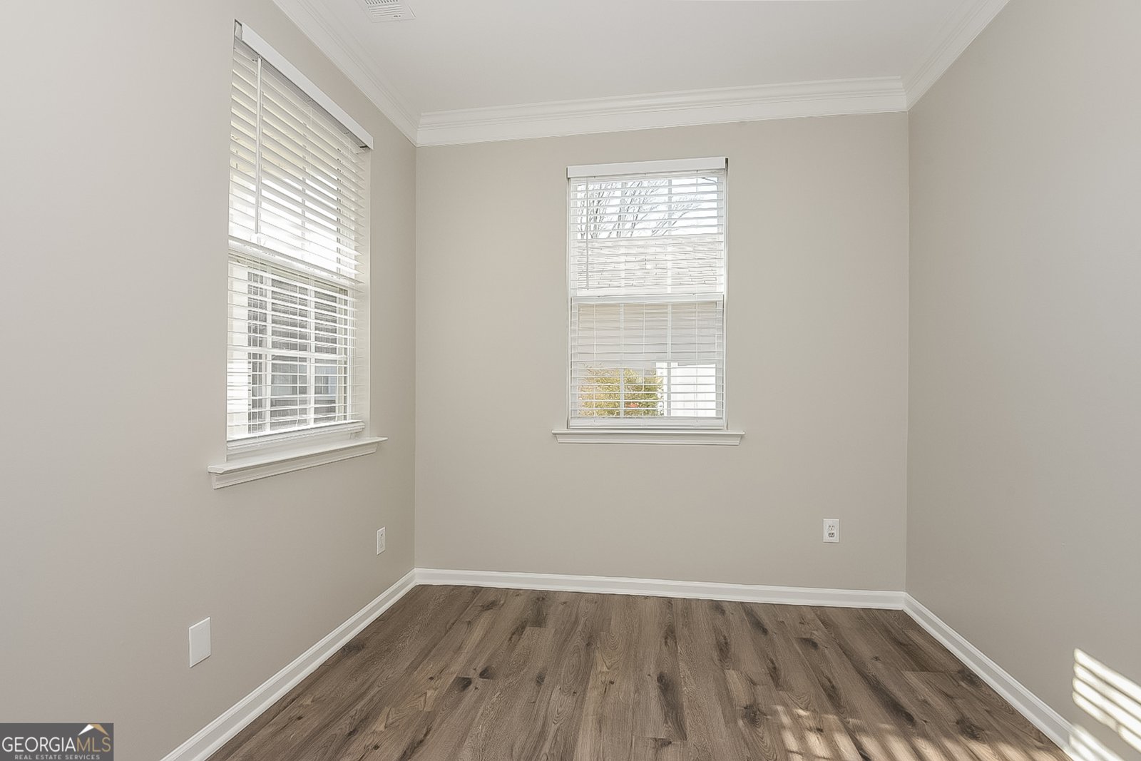 328 Hiawassee Drive Woodstock - Photo 9