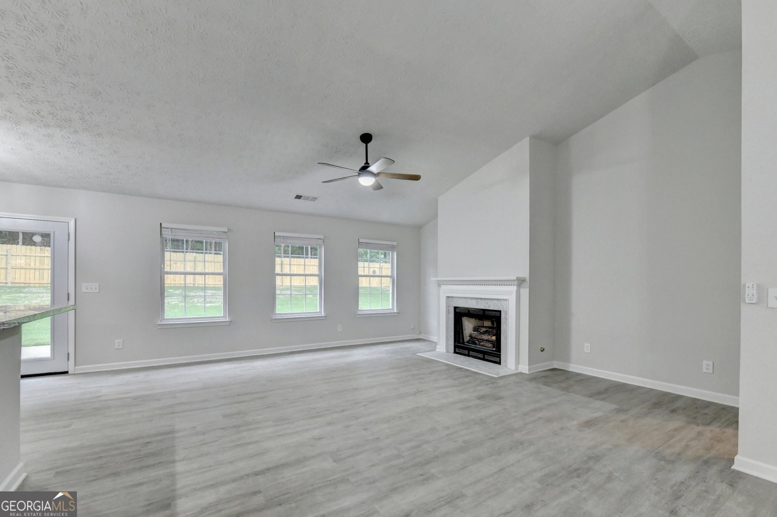437 Crested View Drive Loganville - Photo 13