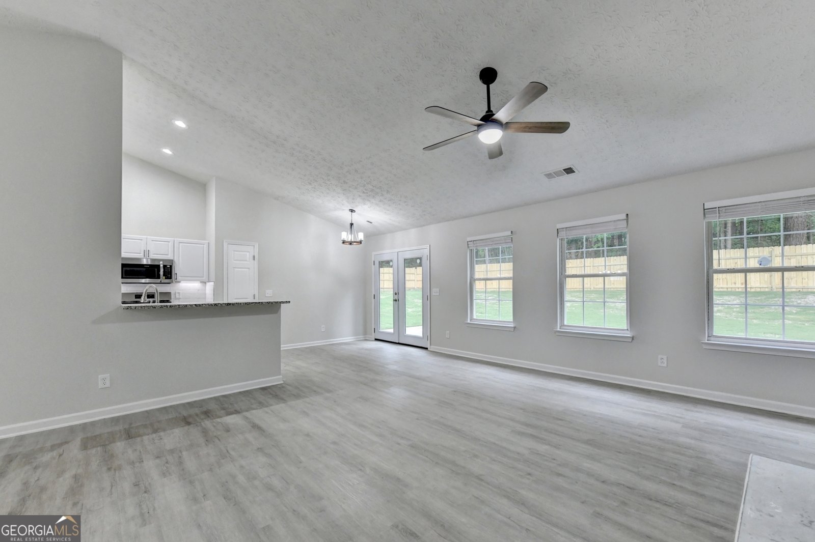 437 Crested View Drive Loganville - Photo 15