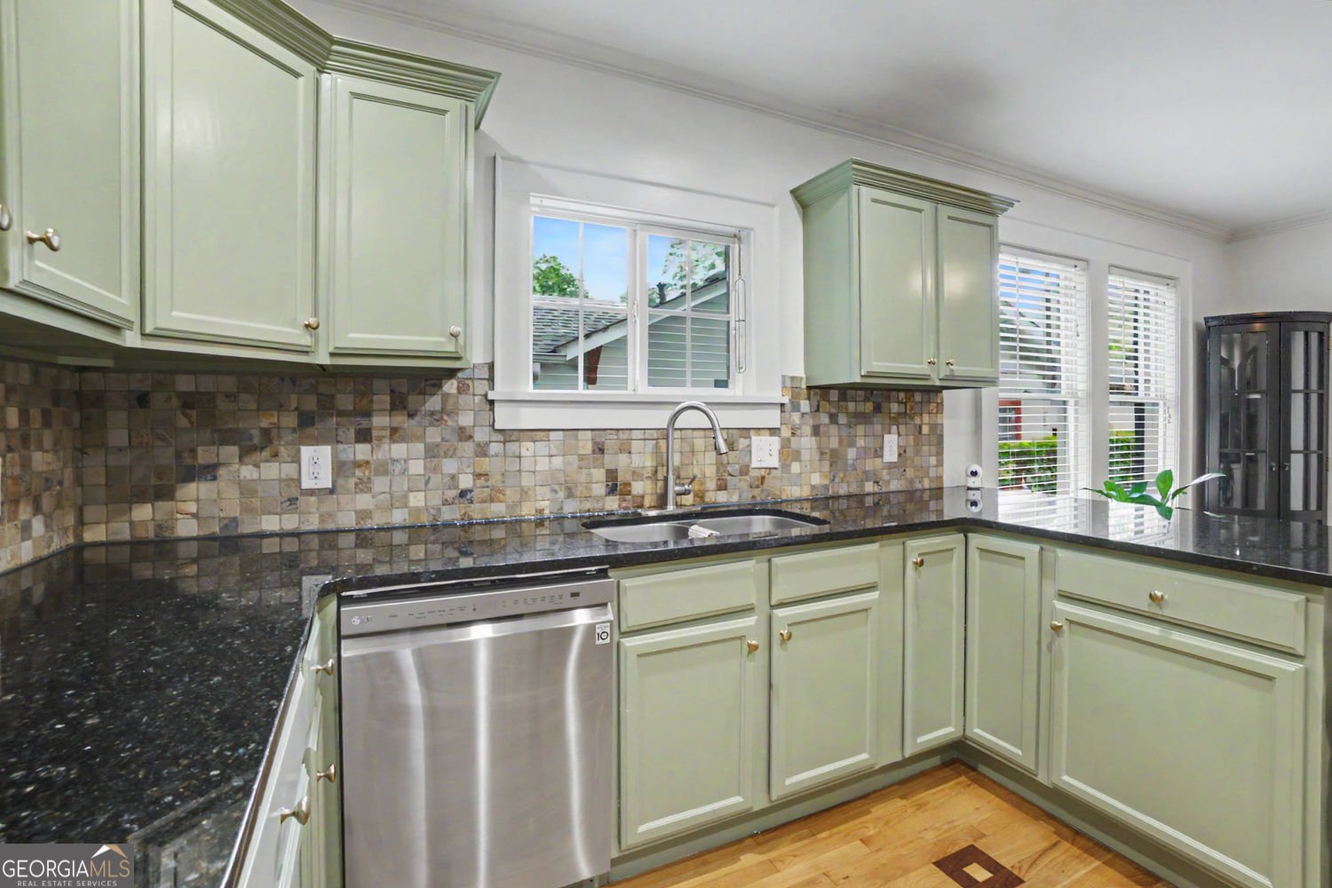 79 Lakeview Drive Atlanta - Photo 18