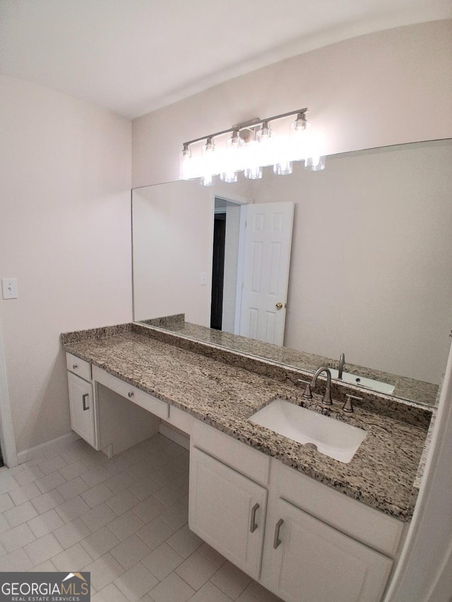 140 Dearing Woods Way Covington - Photo 54