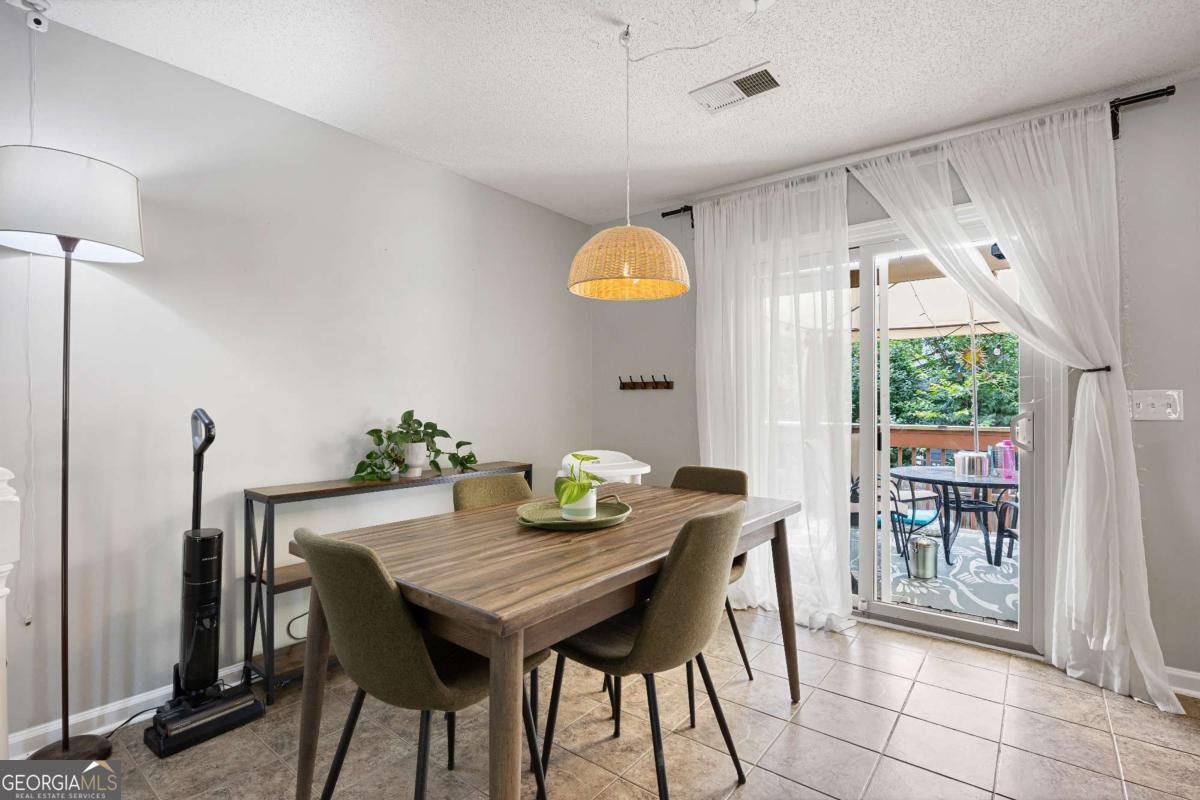 1750 Woodvine Court Kennesaw - Photo 11