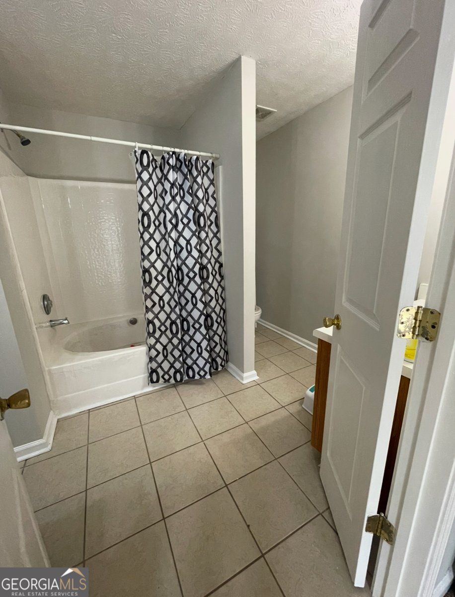 828 Tradd Court Stone Mountain - Photo 12