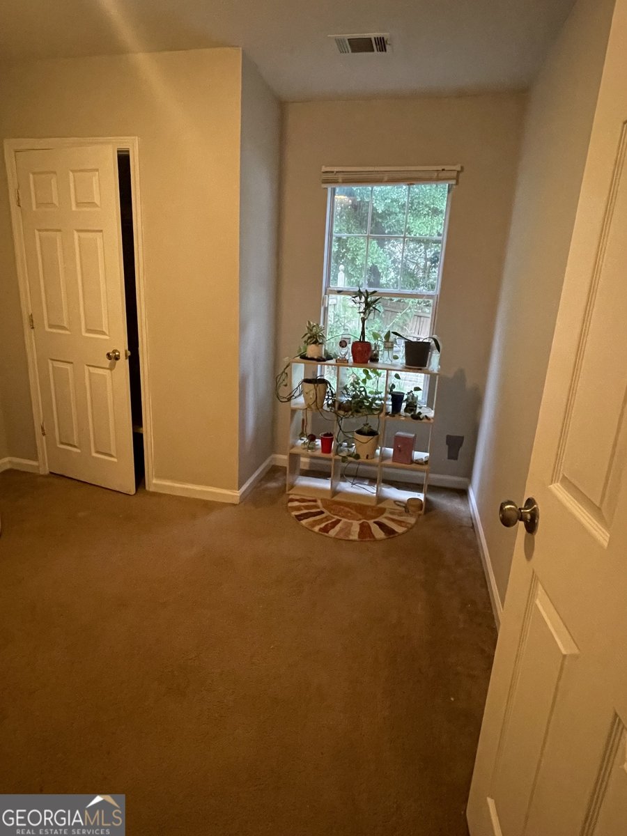 828 Tradd Court Stone Mountain - Photo 18