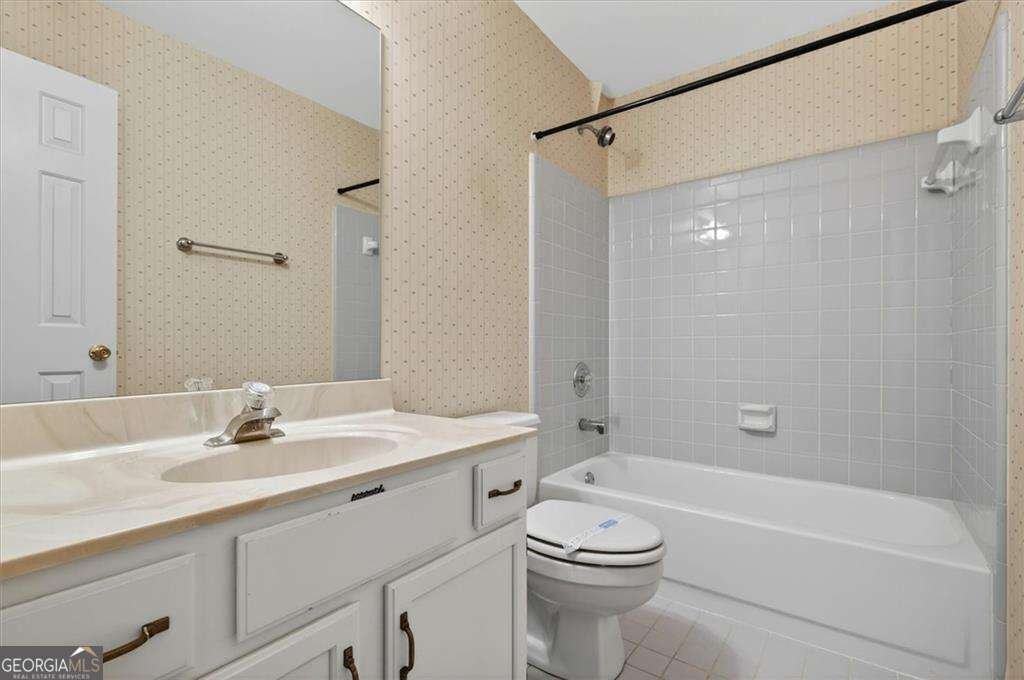 9030 Club River Drive Roswell - Photo 21