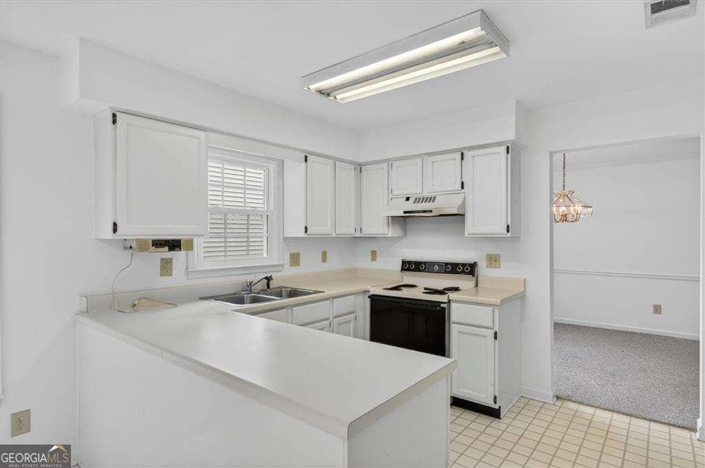 9030 Club River Drive Roswell - Photo 7