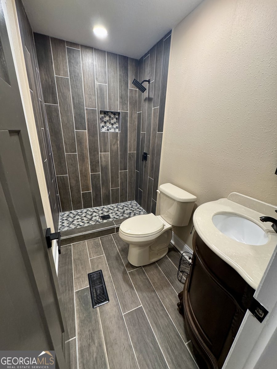 405 Broughton Street Ailey - Photo 8