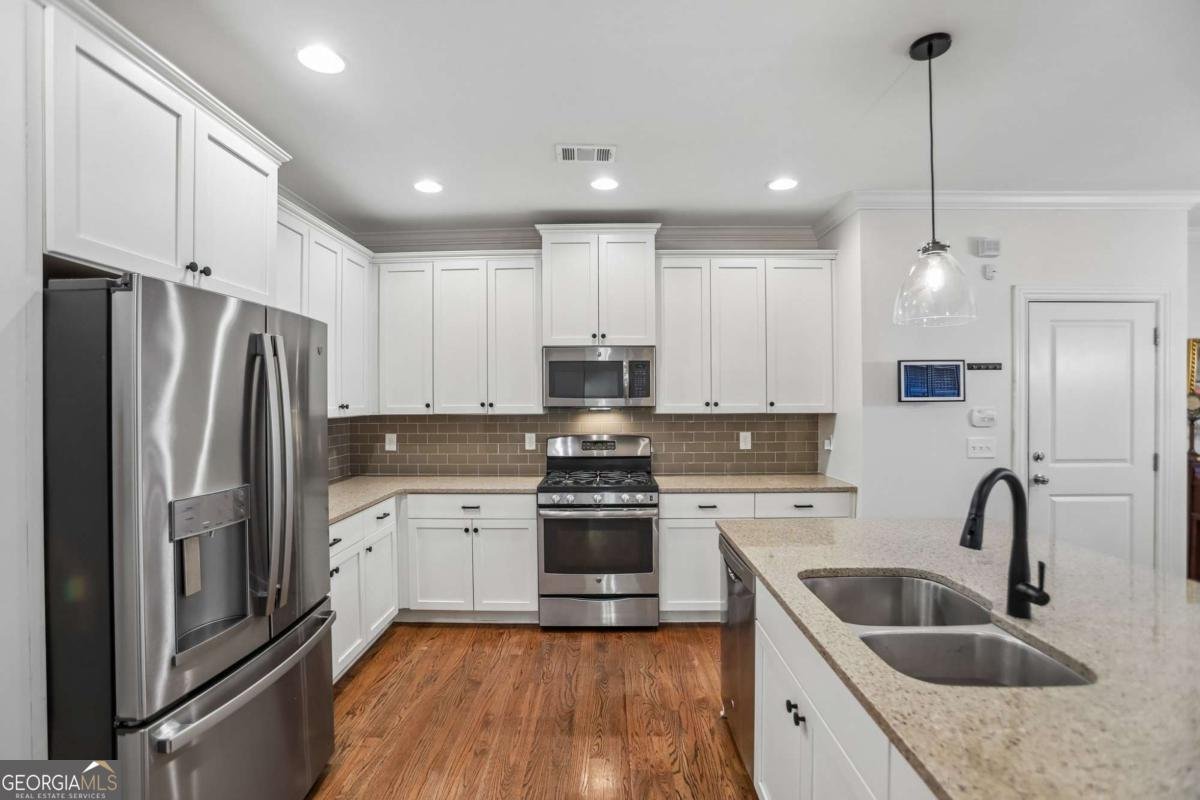 555 Glenaire Walk Atlanta - Photo 10