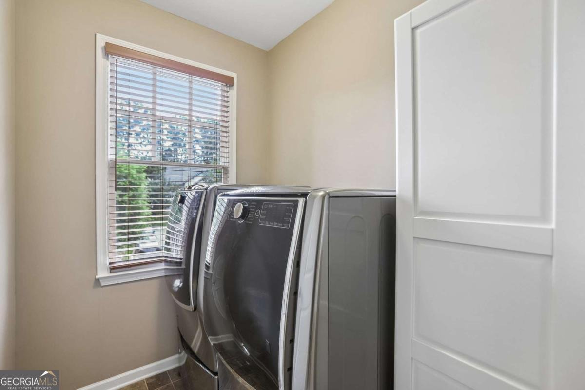 555 Glenaire Walk Atlanta - Photo 24