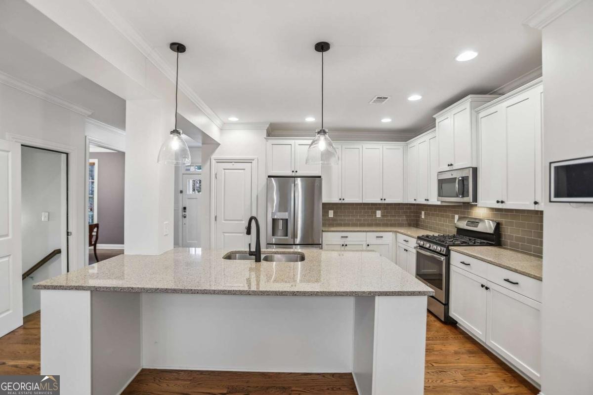 555 Glenaire Walk Atlanta - Photo 8