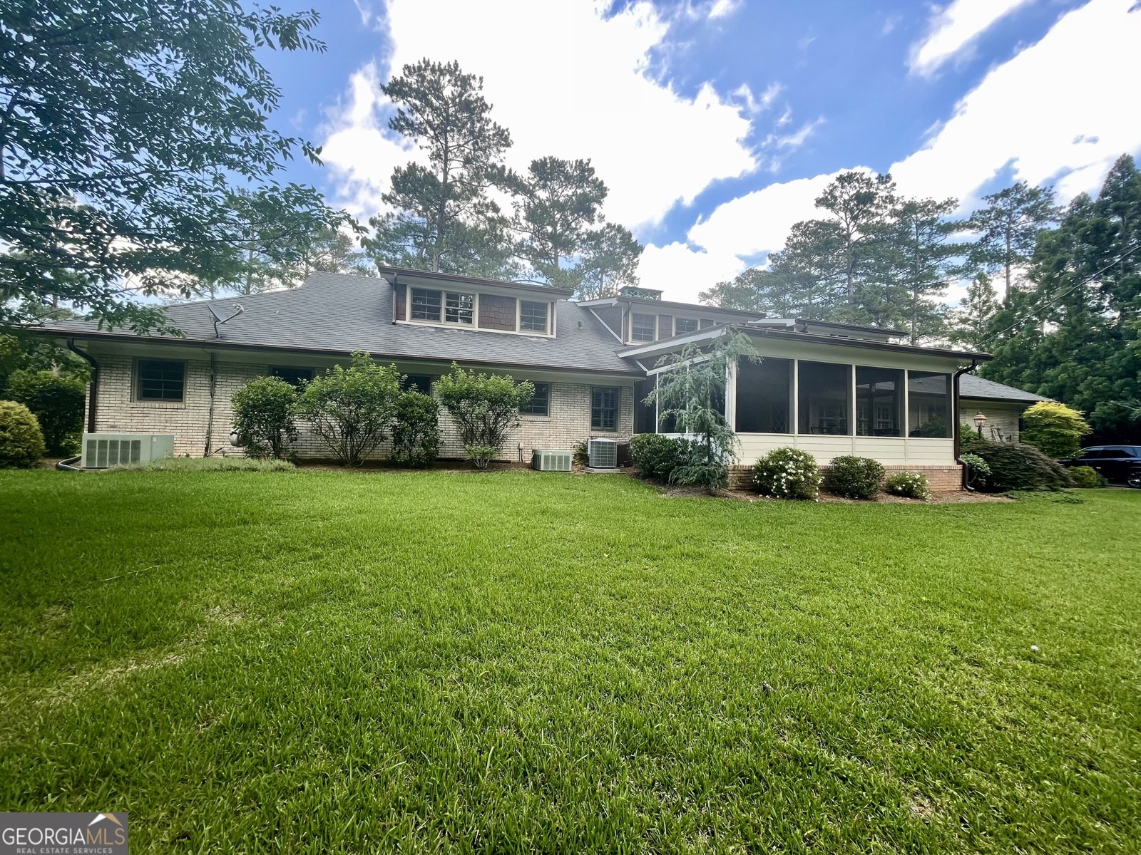 377 Old Club Road Macon - Photo 9