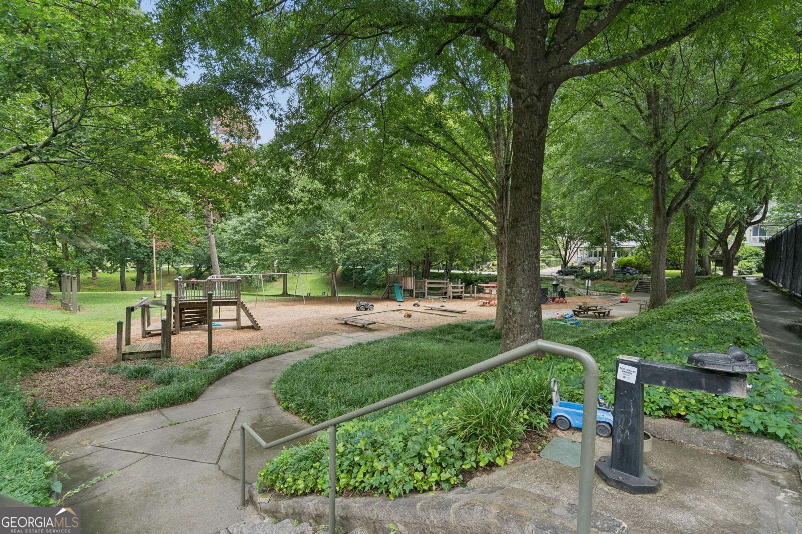 1740 Doncaster Drive Atlanta - Photo 79