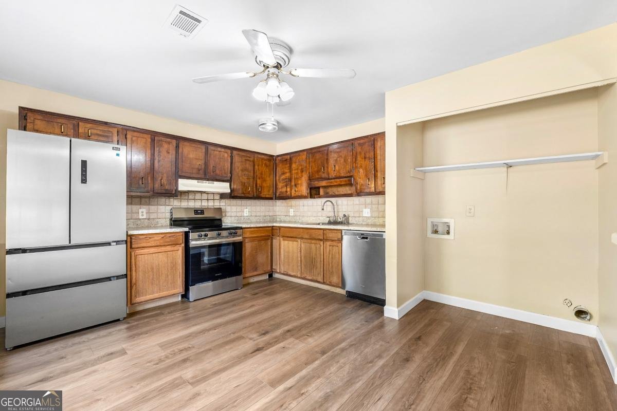 4632 Wyck Court Buford - Photo 10
