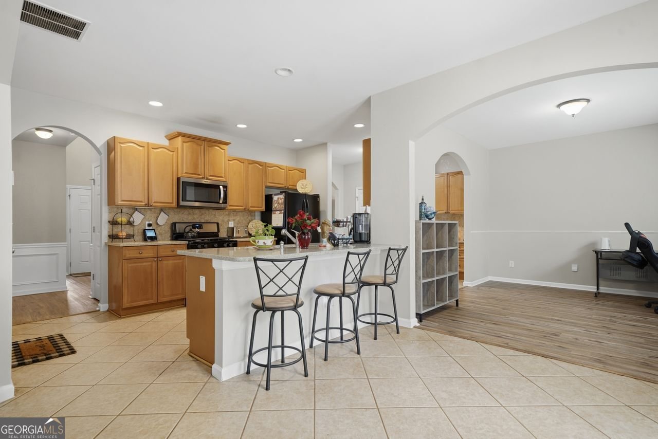 6605 Flagstone Court Cumming - Photo 10