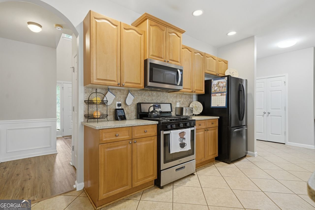 6605 Flagstone Court Cumming - Photo 7