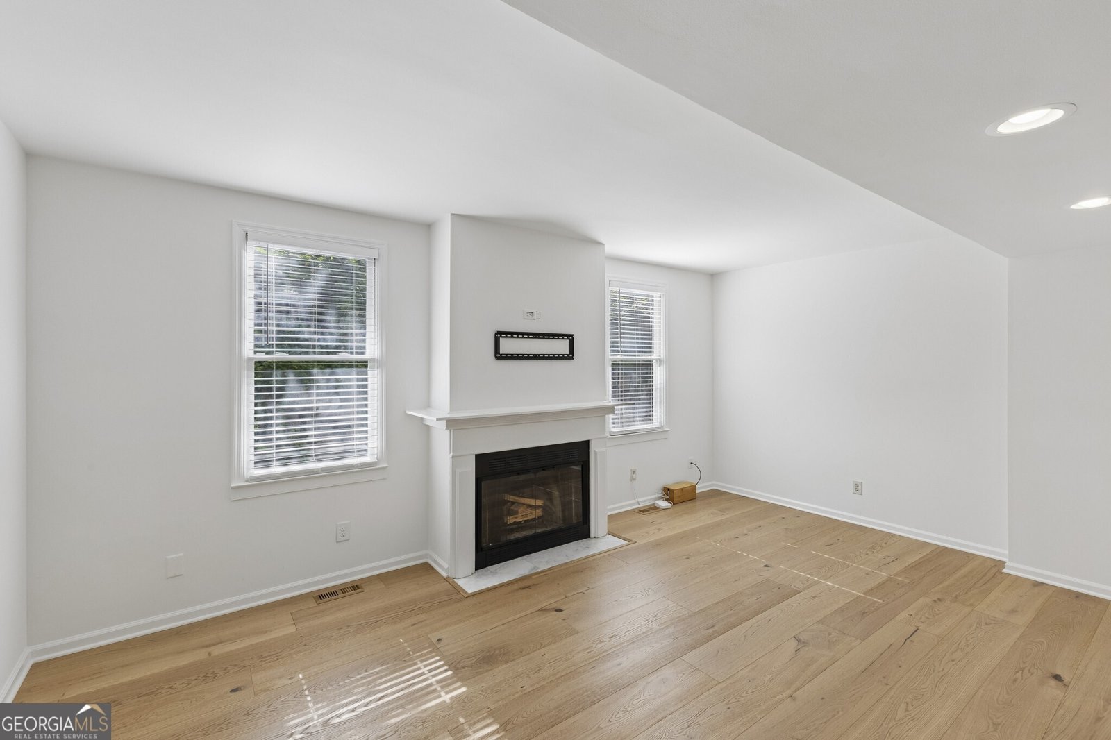 846 Saint Charles Avenue Atlanta - Photo 10