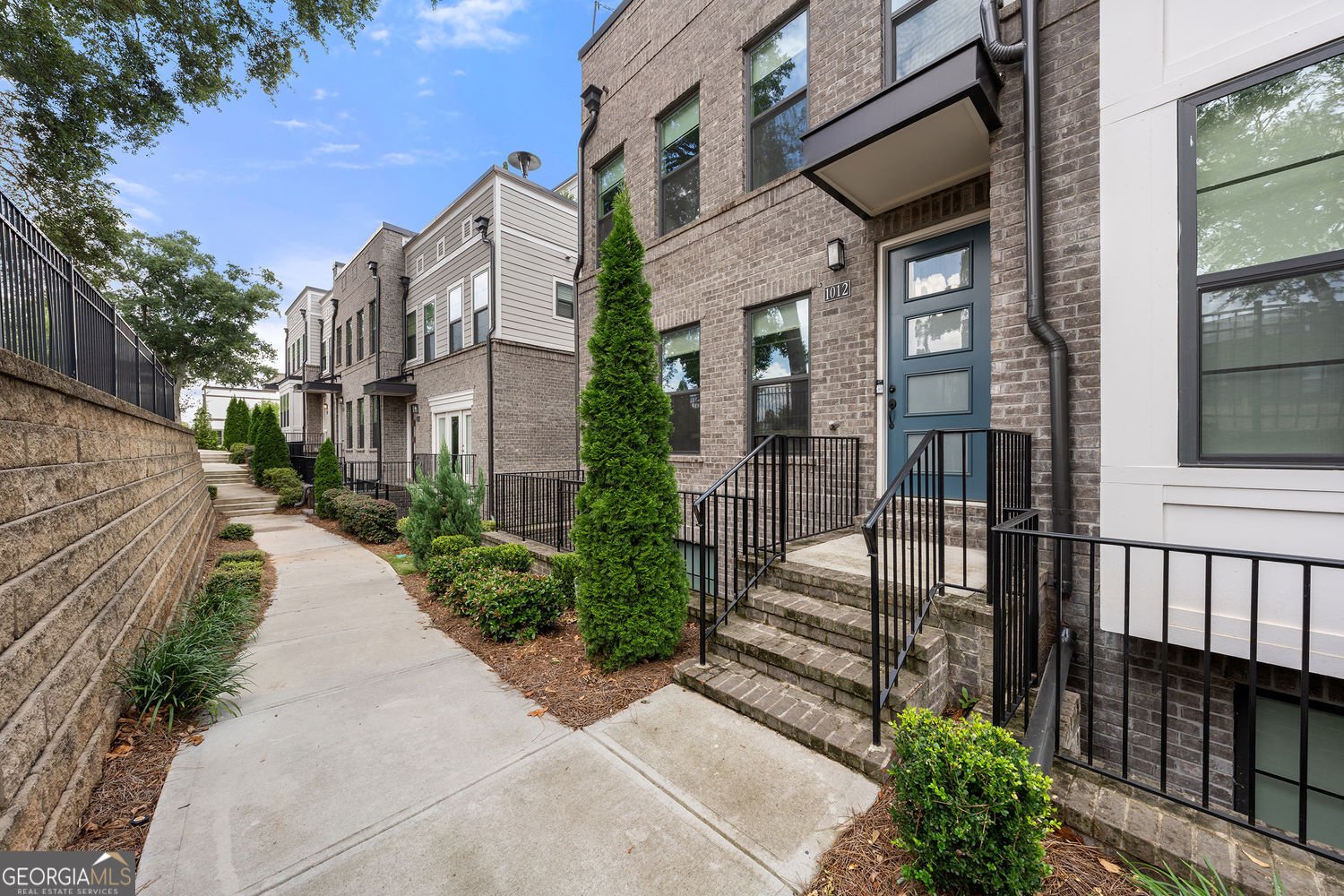 1012 Burnside Drive Atlanta - main photo