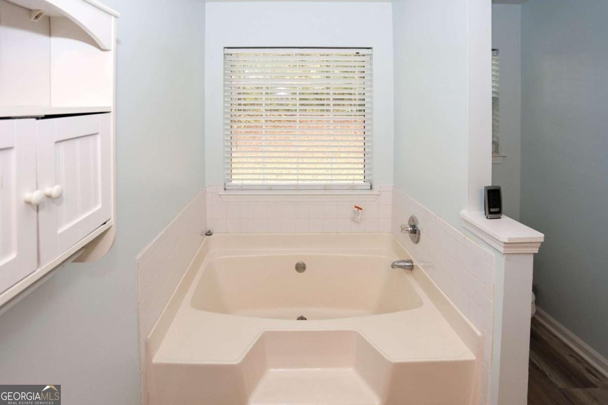 661 Michael Circle Monroe - Photo 11