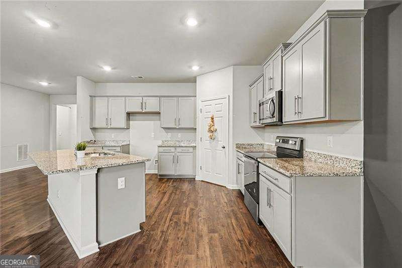3858 Sweet Iris Circle Loganville - Photo 8