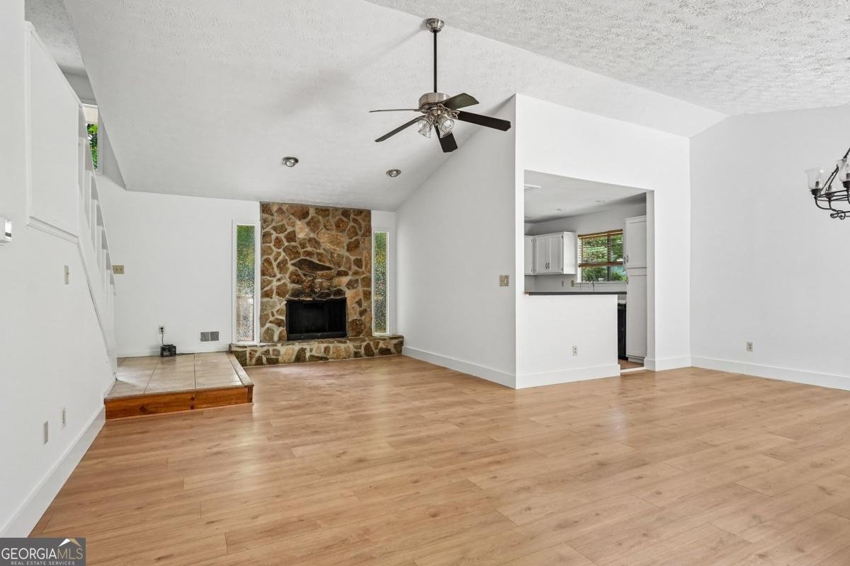 2550 Big Oaks Drive Marietta - Photo 7