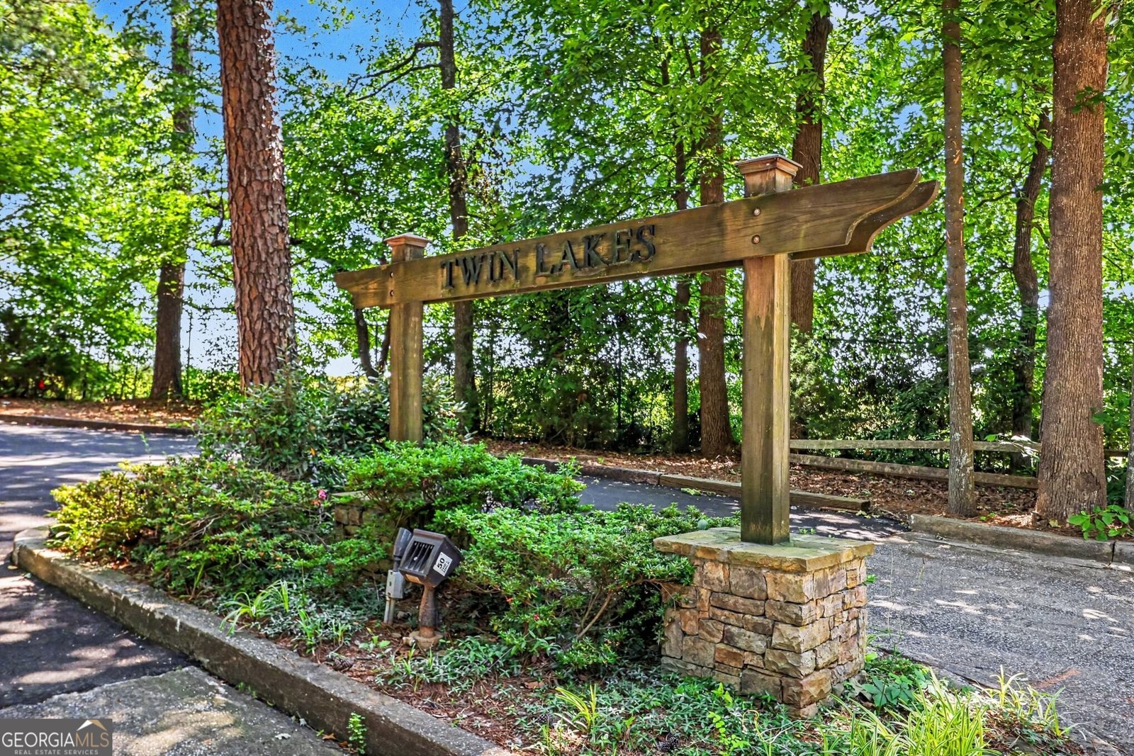 4862 Twin Lakes Trail Atlanta - Photo 6