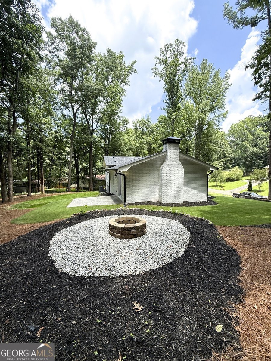 5545 Crestview Drive Acworth - Photo 6