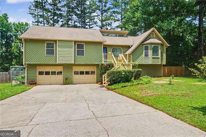 2075 Arrowhead Trail Marietta - main photo