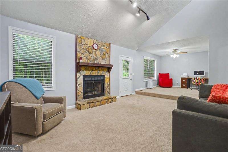 2075 Arrowhead Trail Marietta - Photo 7