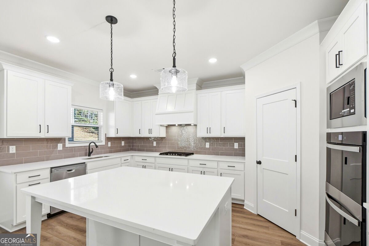 8250 CROOKED CREEK Drive Cumming - Photo 17