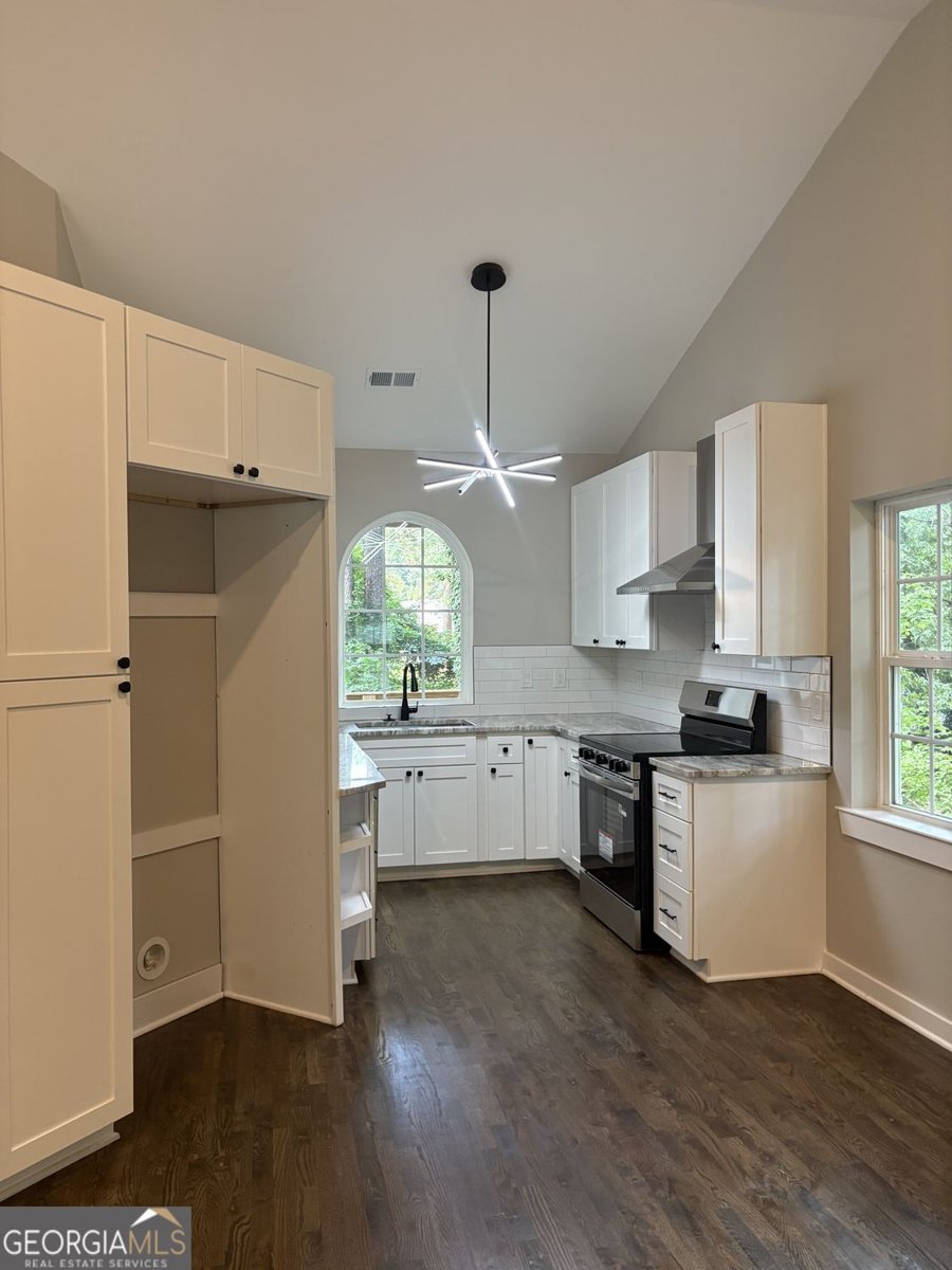 629 Rountree Road Riverdale - Photo 8