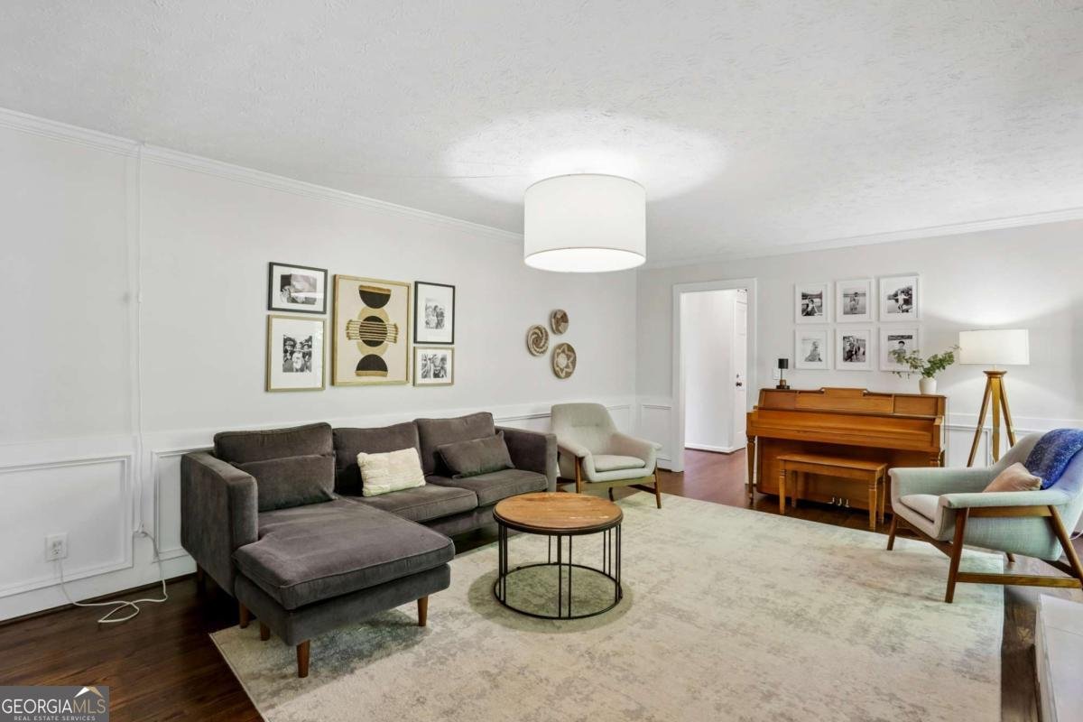 3869 Allenhurst Drive Peachtree Corners - Photo 12