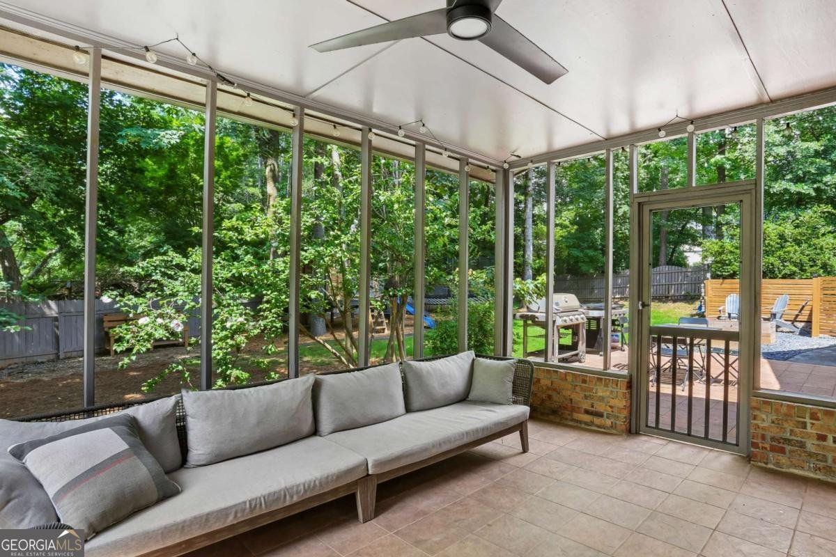 3869 Allenhurst Drive Peachtree Corners - Photo 16