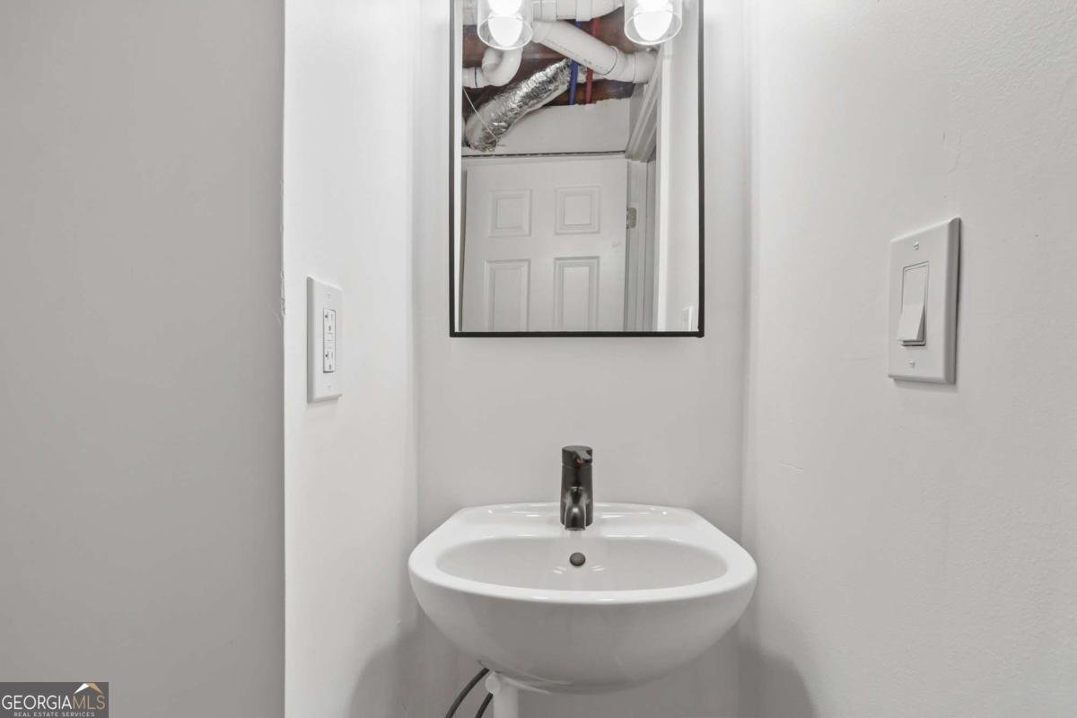 3869 Allenhurst Drive Peachtree Corners - Photo 44
