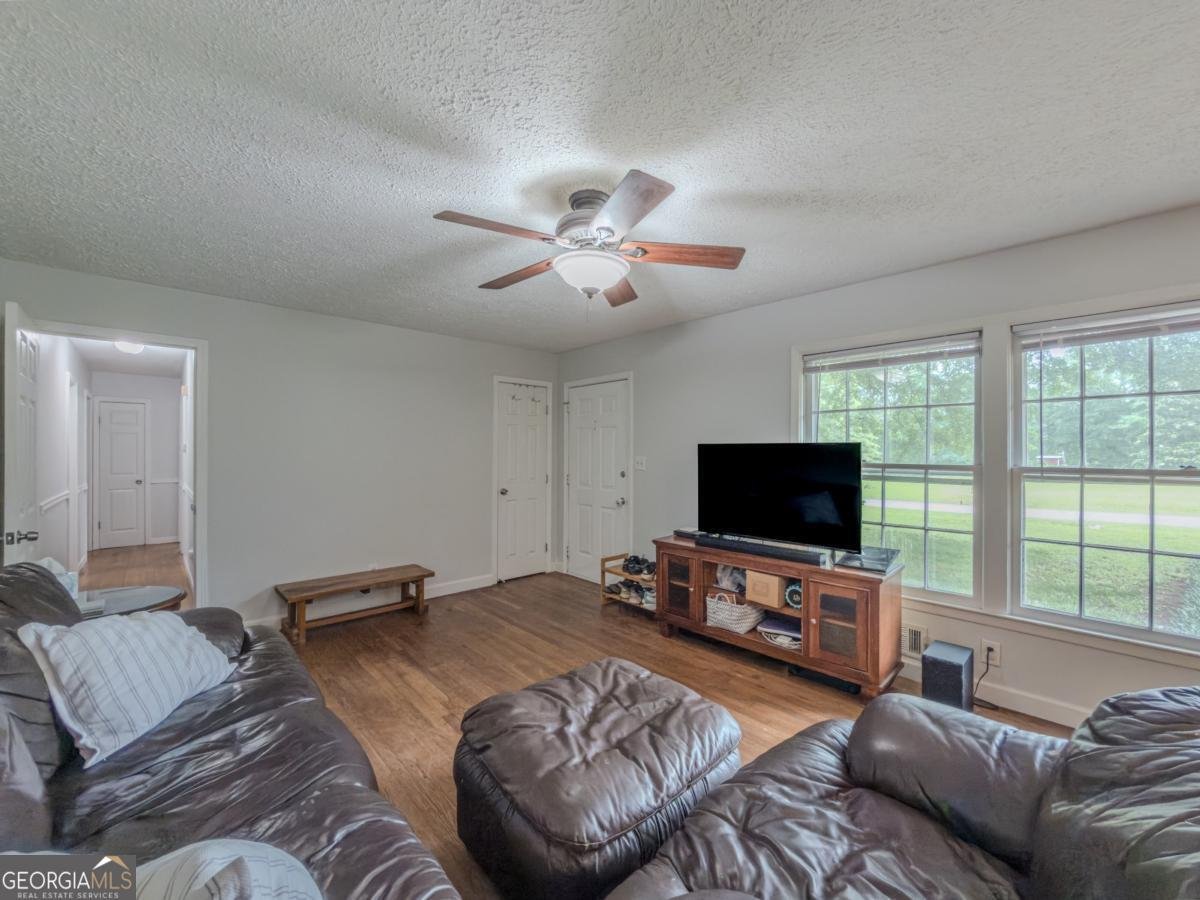 880 Virginia Court Conyers - Photo 7