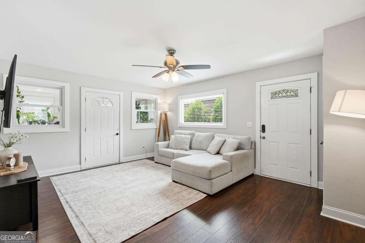 250 Cole Street Marietta - Photo 9