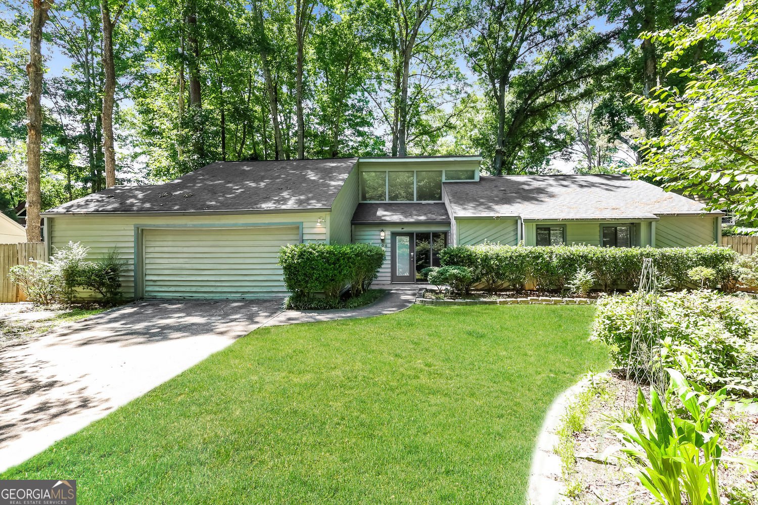 106 Pat Mell Drive Peachtree City - main photo