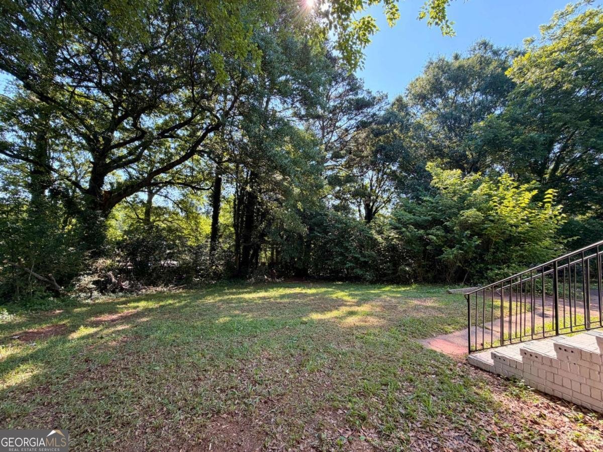1718 Lisbon Drive Atlanta - Photo 19
