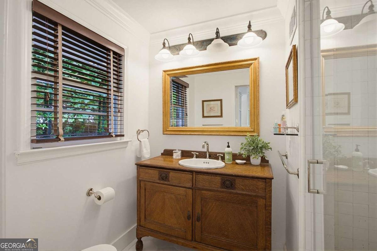 6651 Castleton Drive Atlanta - Photo 18