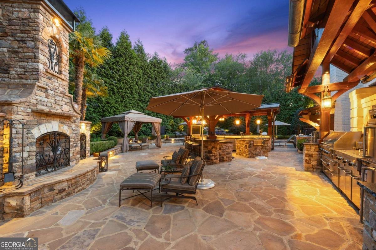 3745 Hedgecliff Court Alpharetta - Photo 14