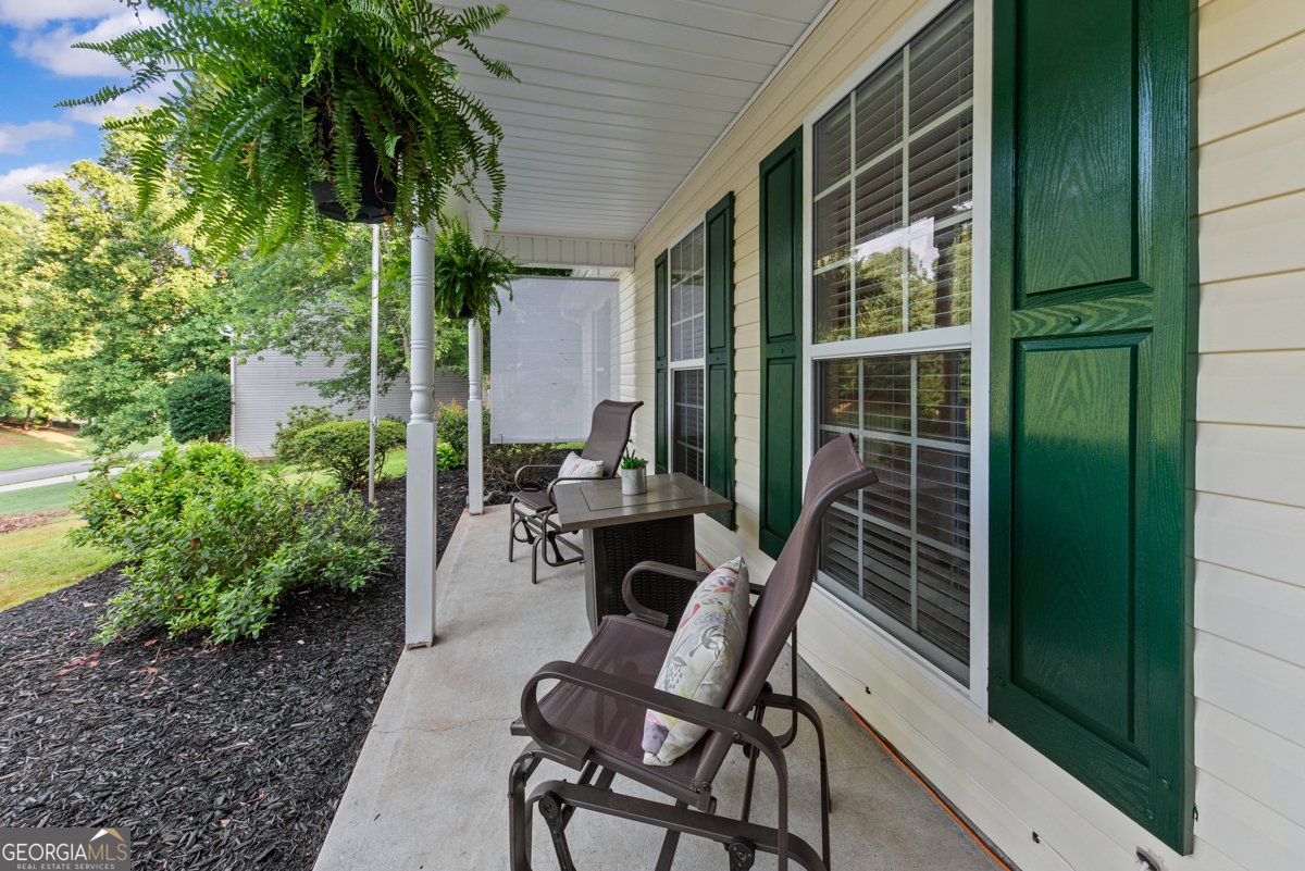 484 Canoe Court Statham - Photo 24