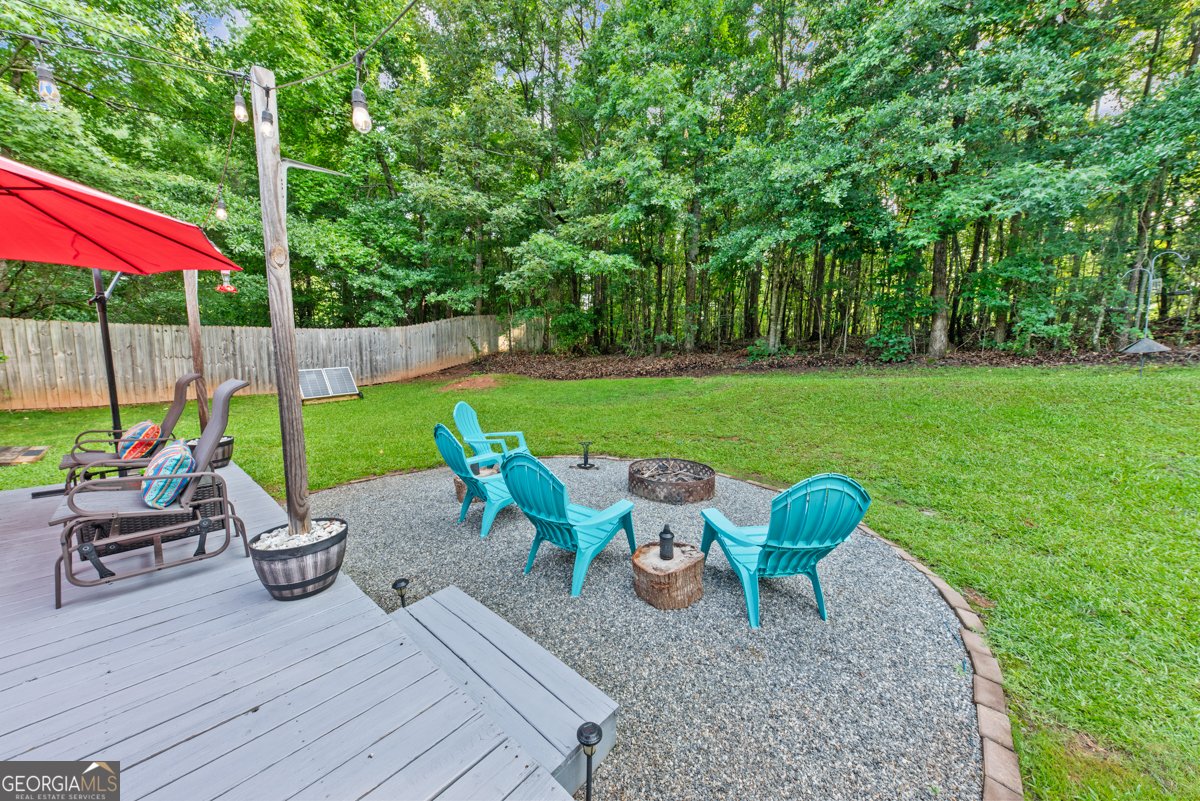 484 Canoe Court Statham - Photo 44