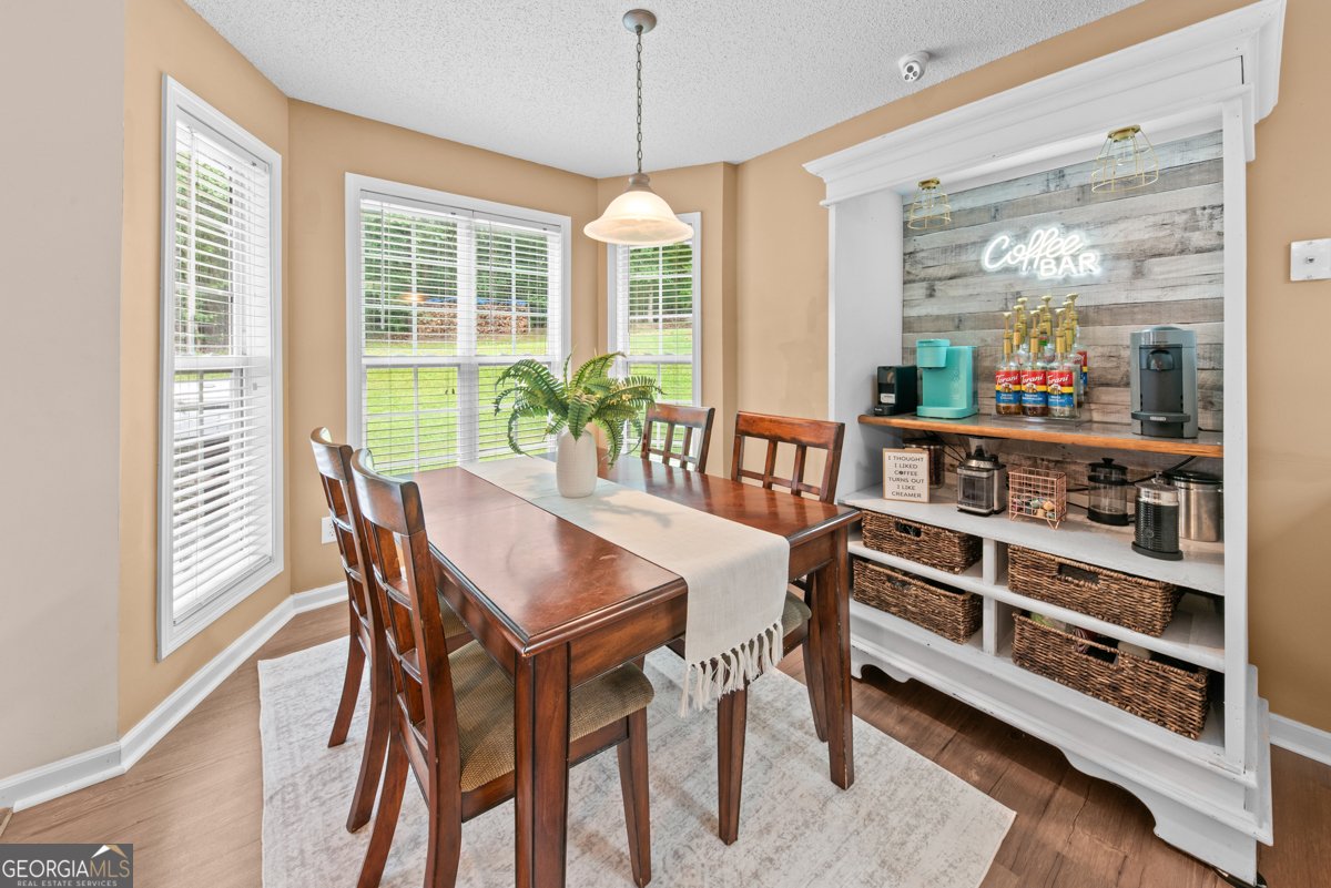 484 Canoe Court Statham - Photo 7