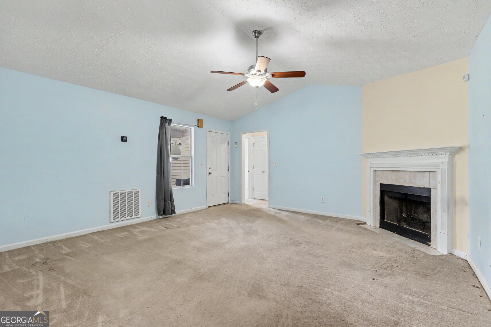 106 Claire Court Griffin - Photo 8