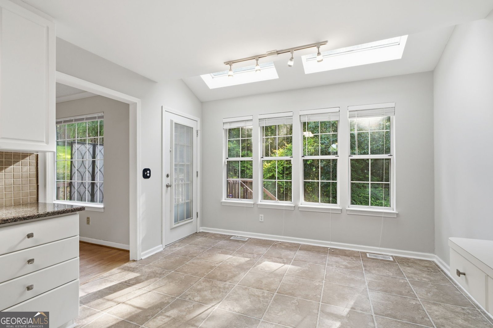 5697 Glandor Drive Mableton - Photo 16