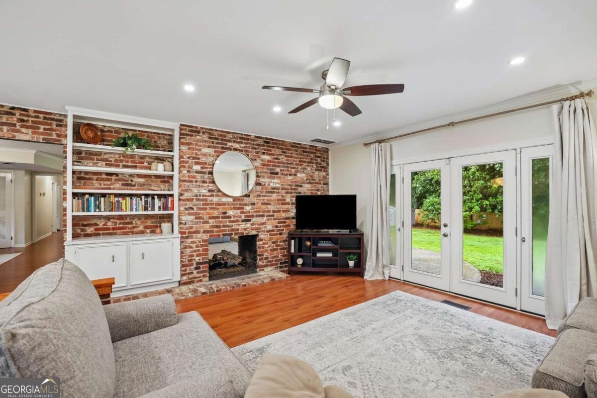 2862 Dunnington Circle Atlanta - Photo 8
