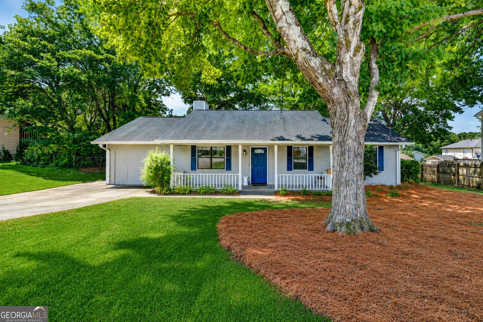 4122 Gravitt Place Duluth - main photo